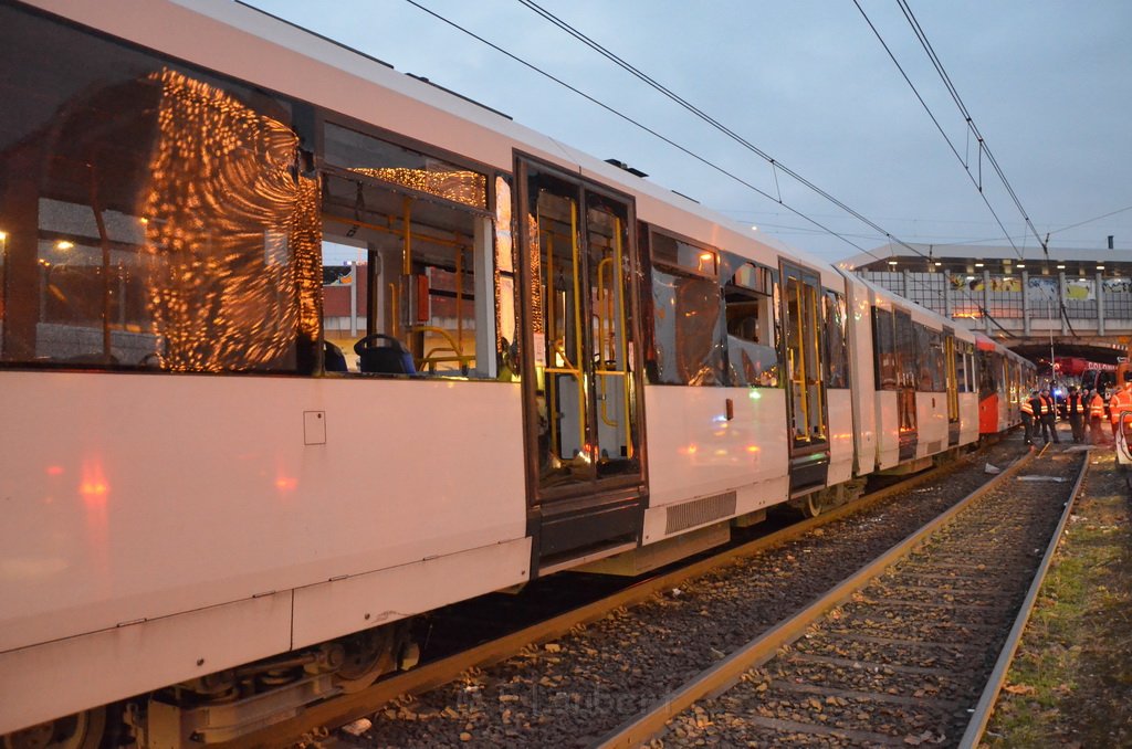 VU Kran Strab Koeln Ehrenfeld Stammstr Ehrenfeldguertel P006.JPG - Miklos Laubert